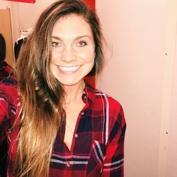 Meet your Posher, Jenna - Picture 1 of 1